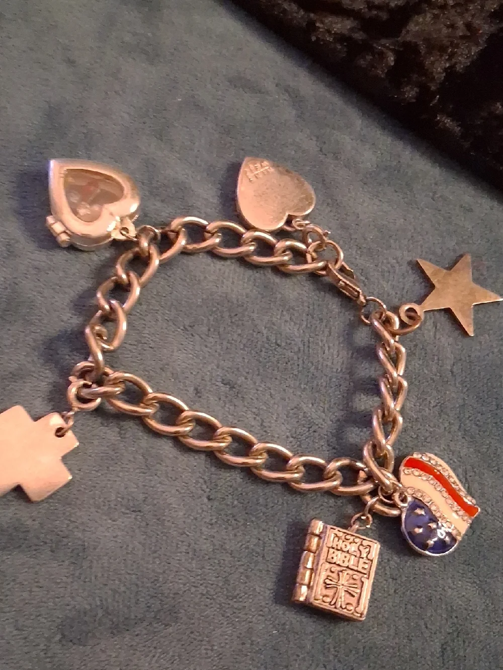 Silver Charm Bracelet with Hearts, Cross, Bible & Flag Charm Sz 8